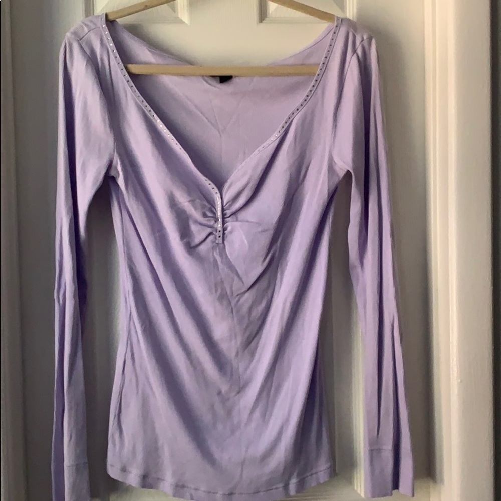 Express purple rhinestone v neck ribbed shirt L